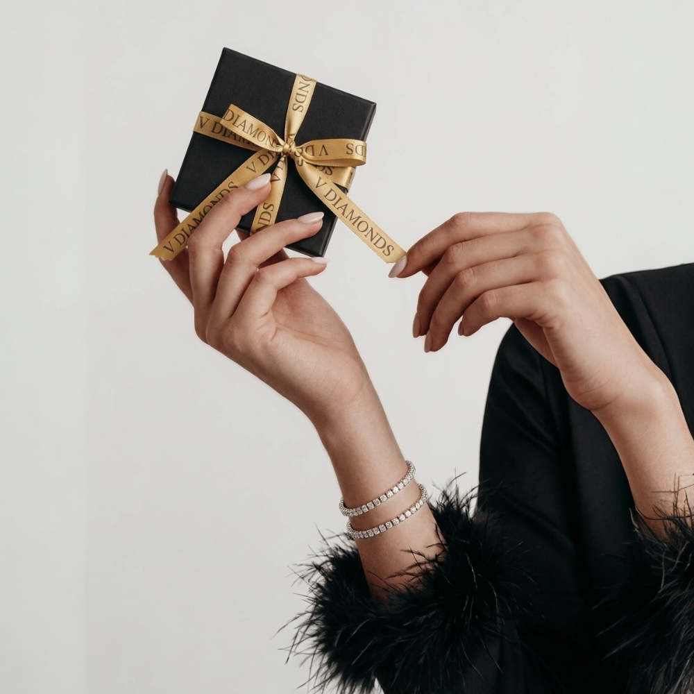 6ct Tennis Bracelet, White Gold (VVS1/D/Excellent) - 18cm